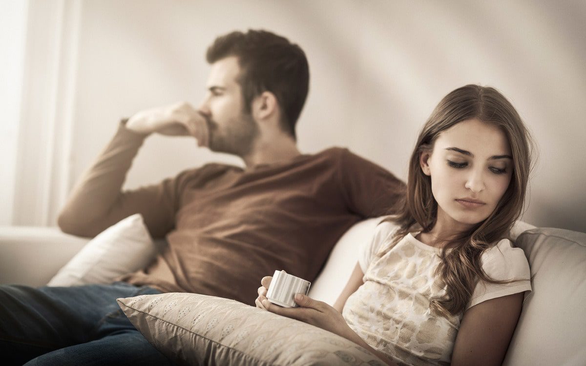 có nên tiếp tục cuộc hôn nhân không hạnh phúc