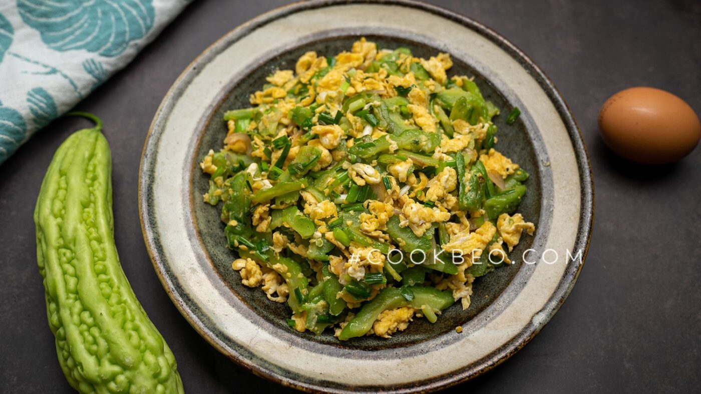 cách làm khổ qua xào trứng giòn thơm