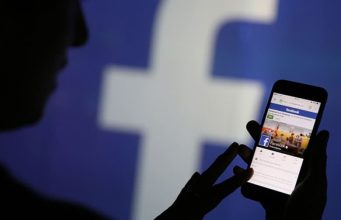 Bật mí cách theo dõi Facebook người khác mà không bị phát hiện cực đơn giản