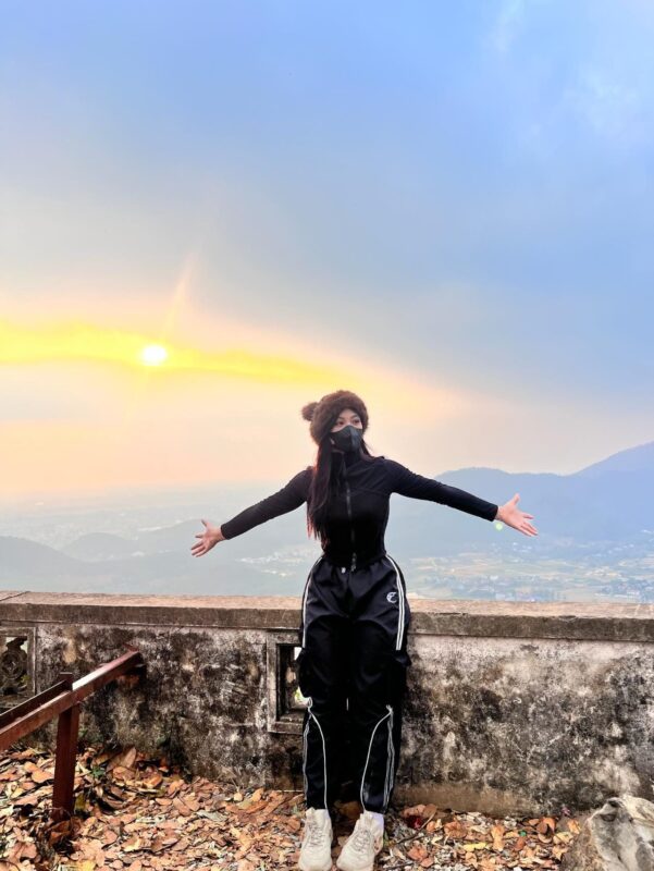 Dịch Vụ Thám Tử Tư X