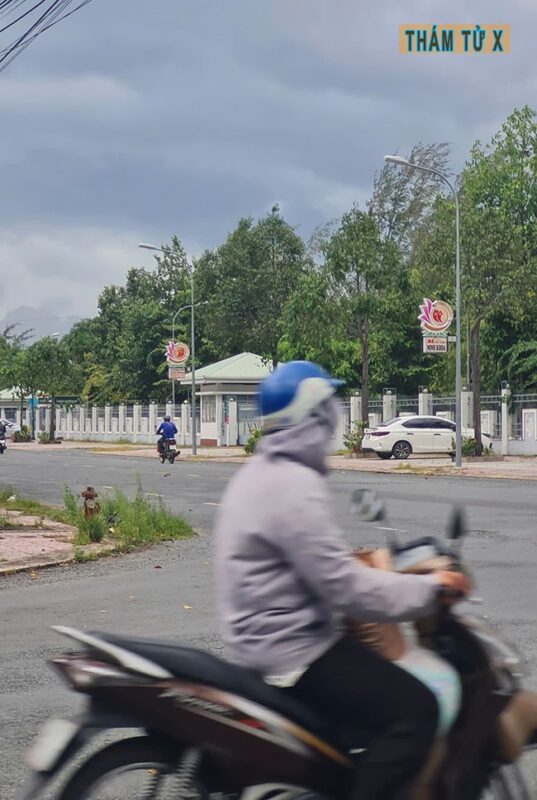 Dịch Vụ Thám Tử Tư X