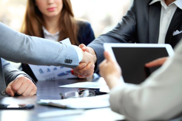 Kinh nghiệm thuê thám tử tránh tiền mất tật mang