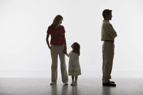 Hậu quả đau lòng và khó lường của ngoại tình