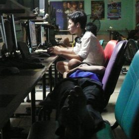Thiếu gia nghiện game và căn phòng VIP bí ẩn