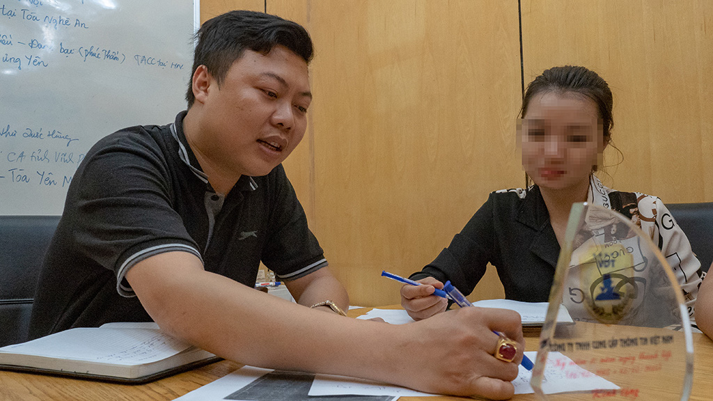 Thám tử điều tra công thức tiệm bánh gia truyền không cánh mà bay