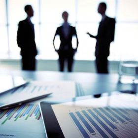 Thám tử điều tra Doanh nghiệp vệ sĩ thầm lặng giữa "bão tố" kinh doanh