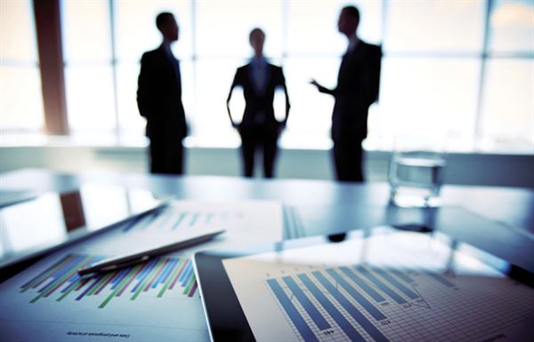 Thám tử điều tra Doanh nghiệp vệ sĩ thầm lặng giữa "bão tố" kinh doanh