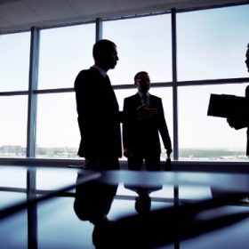 Thám tử X và hành trình truy tìm "nội gián" làm hàng giả